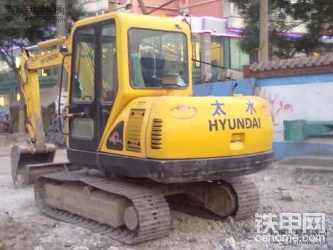 HYUNDAI挖机太水有图有真像