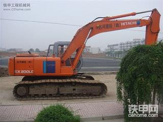 纯土方日立200型-2加强型挖掘机