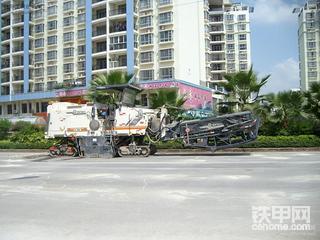 广西南宁街边拍到的不知道是什么用的机械