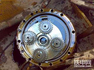 回转减速机构打了