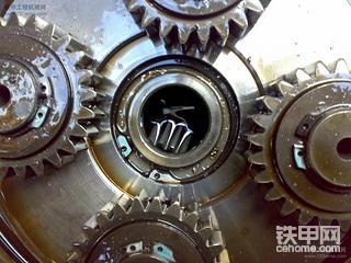 回转减速机构打了