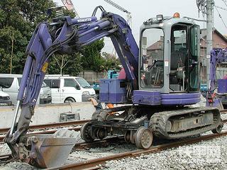 路轨专用的电驱小松PC50W