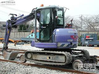 路轨专用的电驱小松PC50W