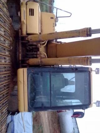 大家帮忙看看这台原装进口200-6LC值多少钱，现在没活了想把他卖了。