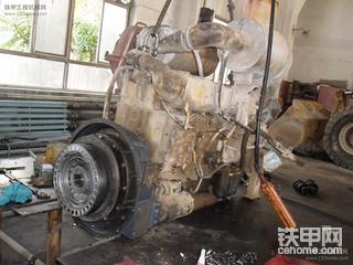 天工50C装载机维修