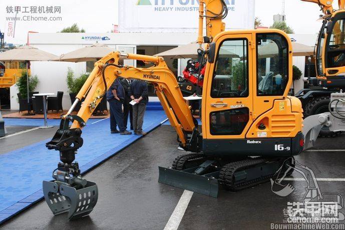 R16-9
