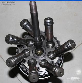 猜？？？这是挖机上的什么？？