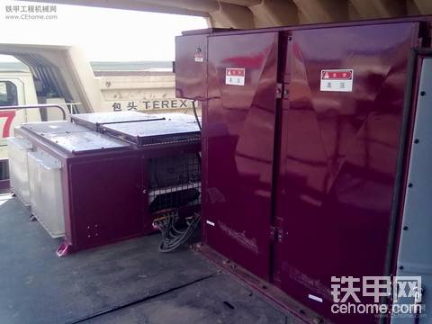 新的BUCYRUS MT4400AC驾驶室图片