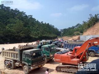 岑水高速过民拦路不给开工