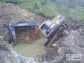 VOLVO“扶墙”啦！！！！