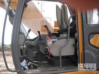 低价急售徐工XE210挖机