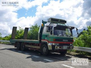 都是特殊的卡车