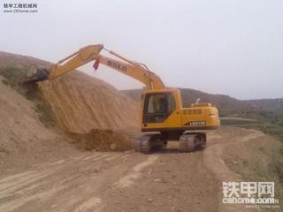 现代、斗山、三一、临工【15吨机该买那个