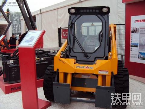 野馬滑移裝載機