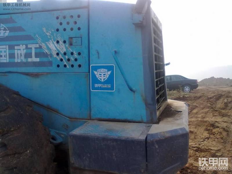 打替班遇見(jiàn)的鐵甲車(chē)，不知道是哪位甲油的啊？