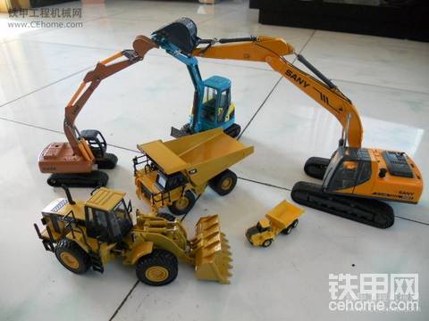 看看我的模型全家福！
