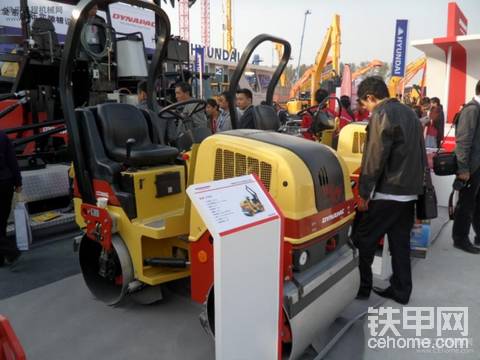 【2011】BICES，戴纳派克路面机械