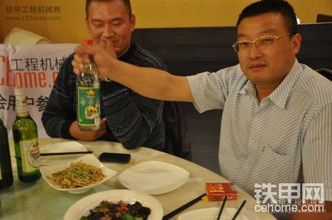 是哥们情意重要还是展会重要？