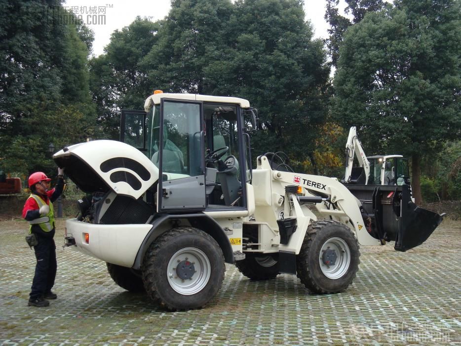 TEREX 裝載機(jī) SKS634