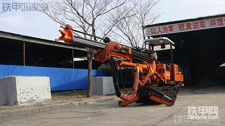 高性能鑿巖臺車橫空出世