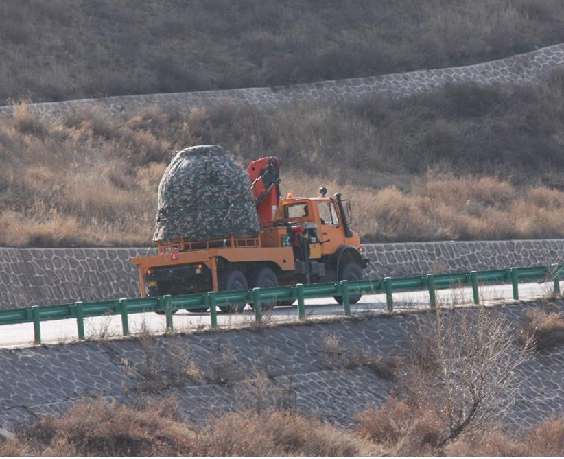 帕爾菲格隨車起重機運輸神舟八號返回艙