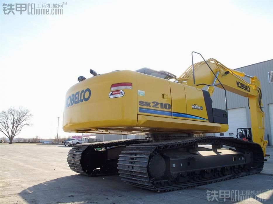 2012年推出，黃色神鋼SK210-9挖掘機(jī)