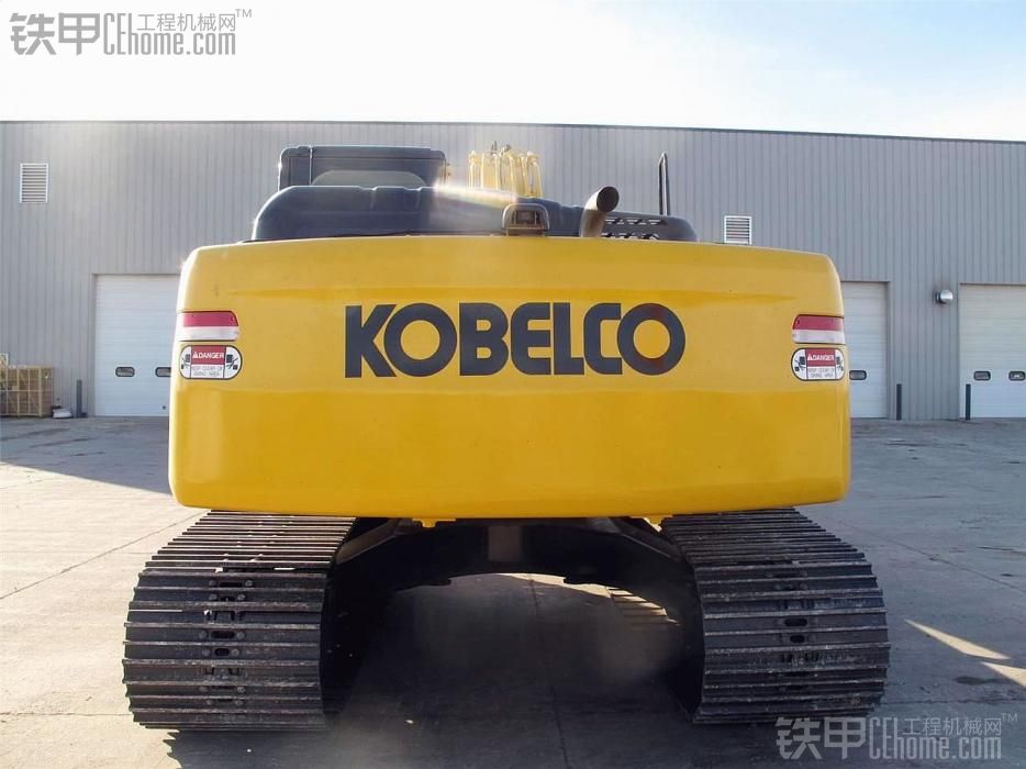 2012年推出，黃色神鋼SK210-9挖掘機(jī)
