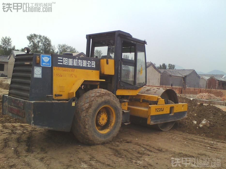 北京地区出售厦工三明18J振动压路机