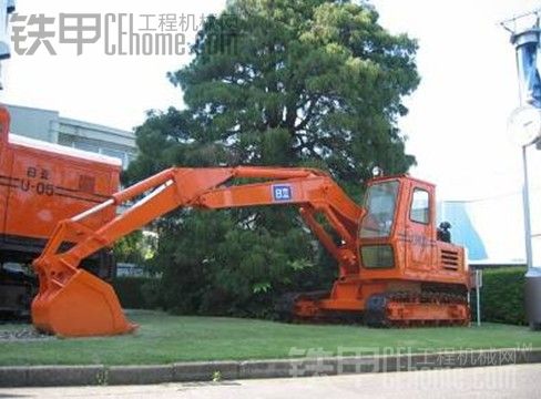 歷史見(jiàn)證經(jīng)典 日立建機(jī)UH03挖掘機(jī)獲評(píng)“機(jī)械遺產(chǎn)”