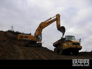 强悍...LIEBHERR-964 C