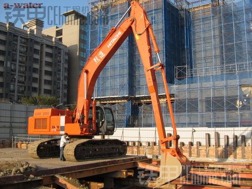 HITACHI ZAXIS 470LcH二節接長手