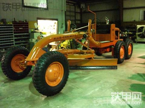 老爷级的，1948 Allis-Chalmers 平地机