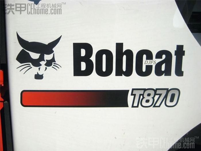 BOBCAT T870 滑移裝載機