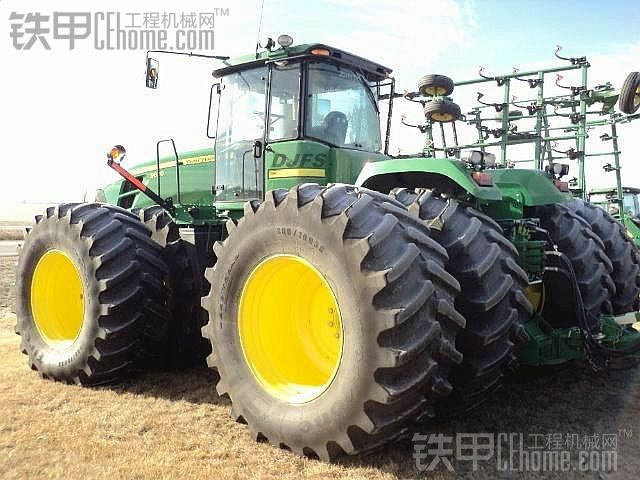 JOHN DEERE 9630 拖拉機(jī)