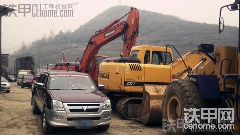 無標(biāo)神鋼換斗齒加洗車高清無碼多圖。。