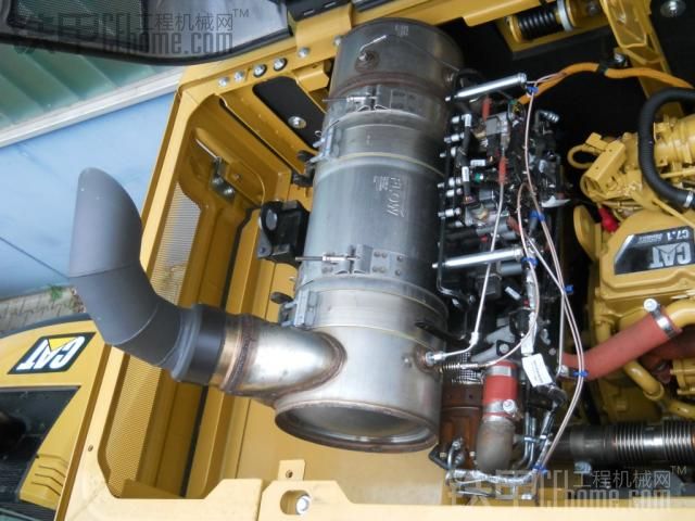 歐洲卡特工廠外324E挖掘機