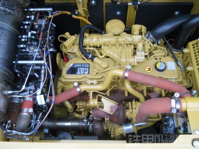 歐洲卡特工廠外324E挖掘機