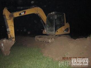 卡特307挖溝 刷坡的好辦法