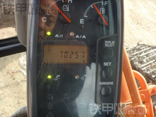 沈阳出售06年日立ZX230，7000小时土方车