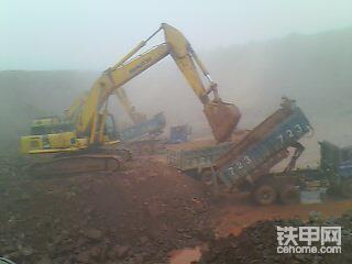 2012露采堆场工作照