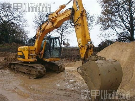 JCB - JZ140 拐臂無尾機