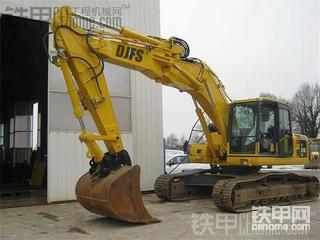 小松 PC210--8  拐臂机