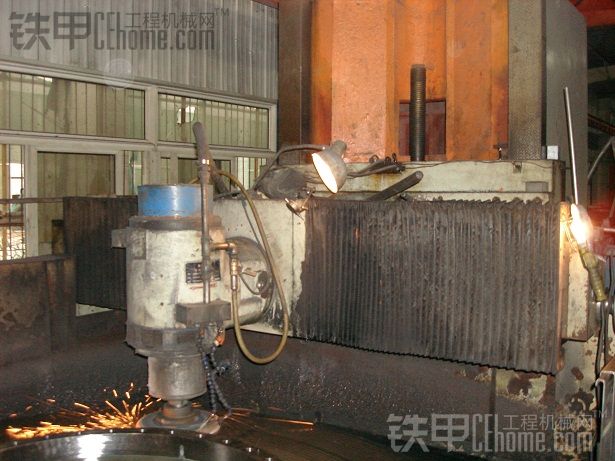 转让朝阳机床大型立轴圆台模具磨床M74225/C2