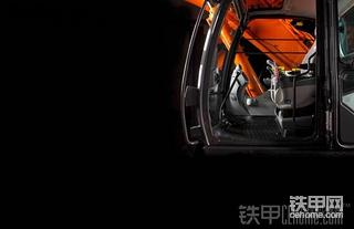 春季挖掘机推出市场。(靓机美图片)