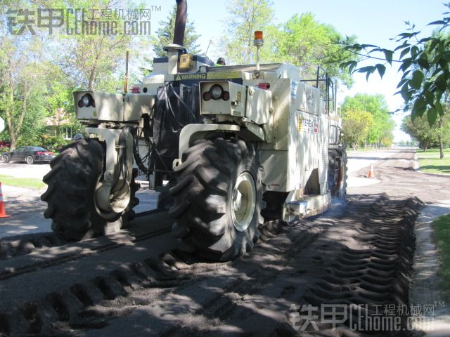 特雷克斯的路拌機