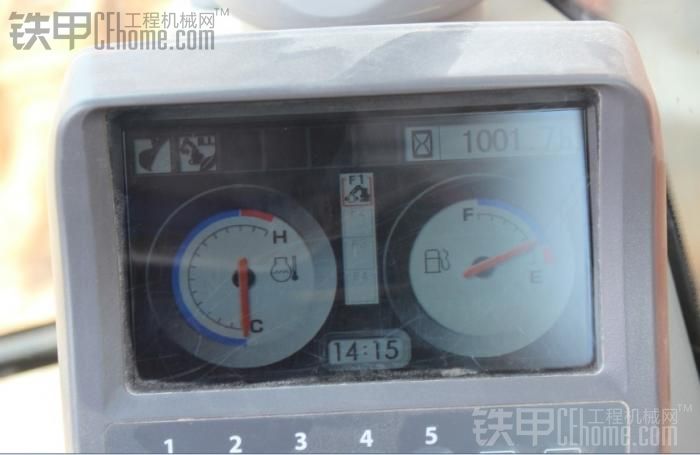 ZX240新機(jī)低價(jià)轉(zhuǎn)讓