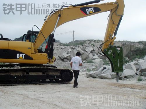 大家都什么車。。裝的什么錘。各抒己見。