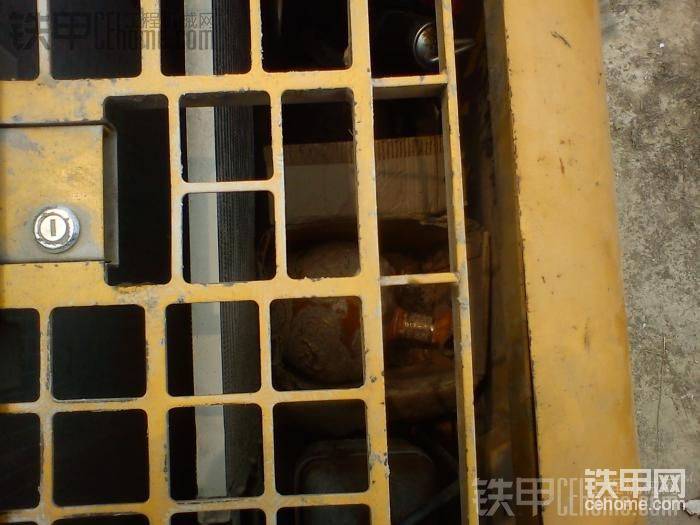 沒地方放咯，就放這里咯