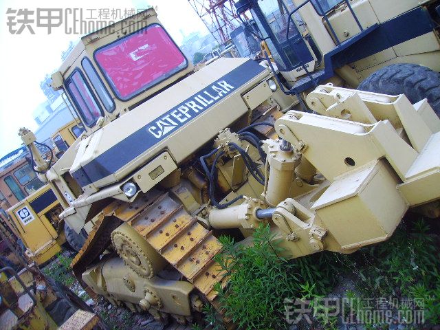 業(yè)務需要求購.CATERPILLAR卡特推土機.型號：D8L.D8N