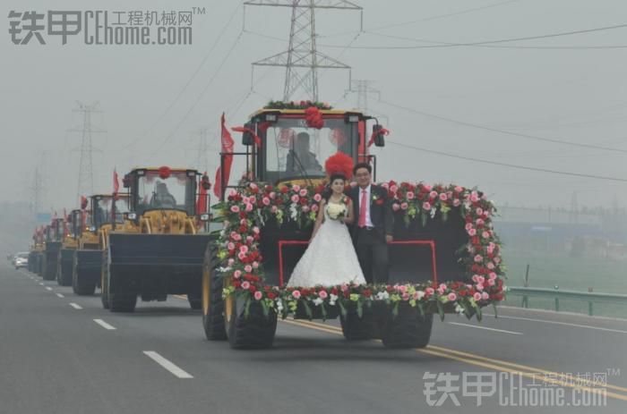 碉堡了的婚禮車(chē)隊(duì)